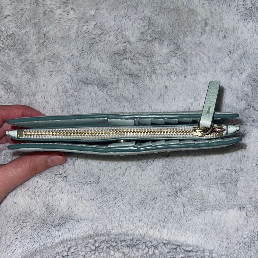 SOLD Kate Spade snap closure wallet - Picture 3 of 9